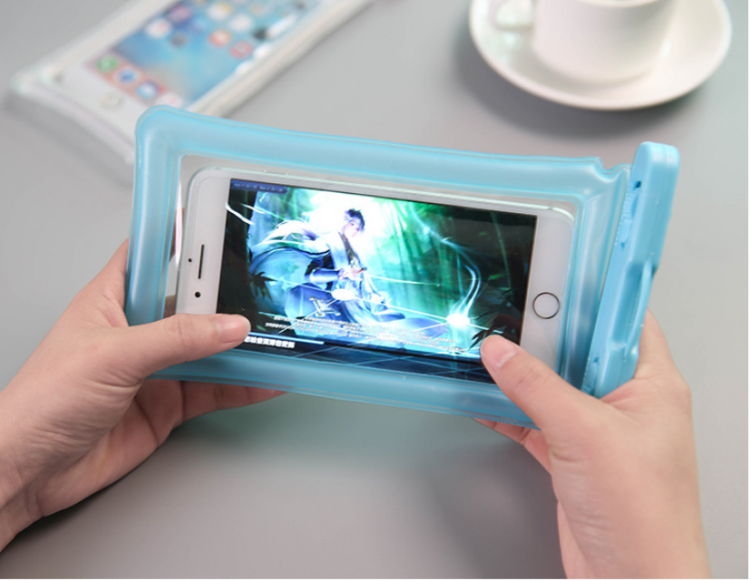 Underwater Phone Waterproof Bag (swim/snorkel case)