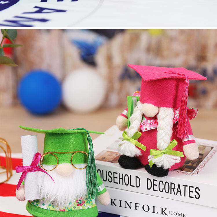 Graduation Gnome Doll Decoration (Bachelor Hat)