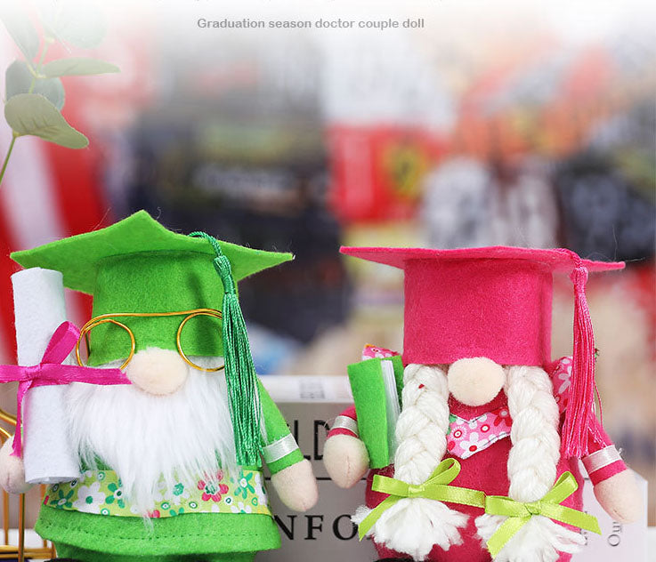 Graduation Gnome Doll Decoration (Bachelor Hat)