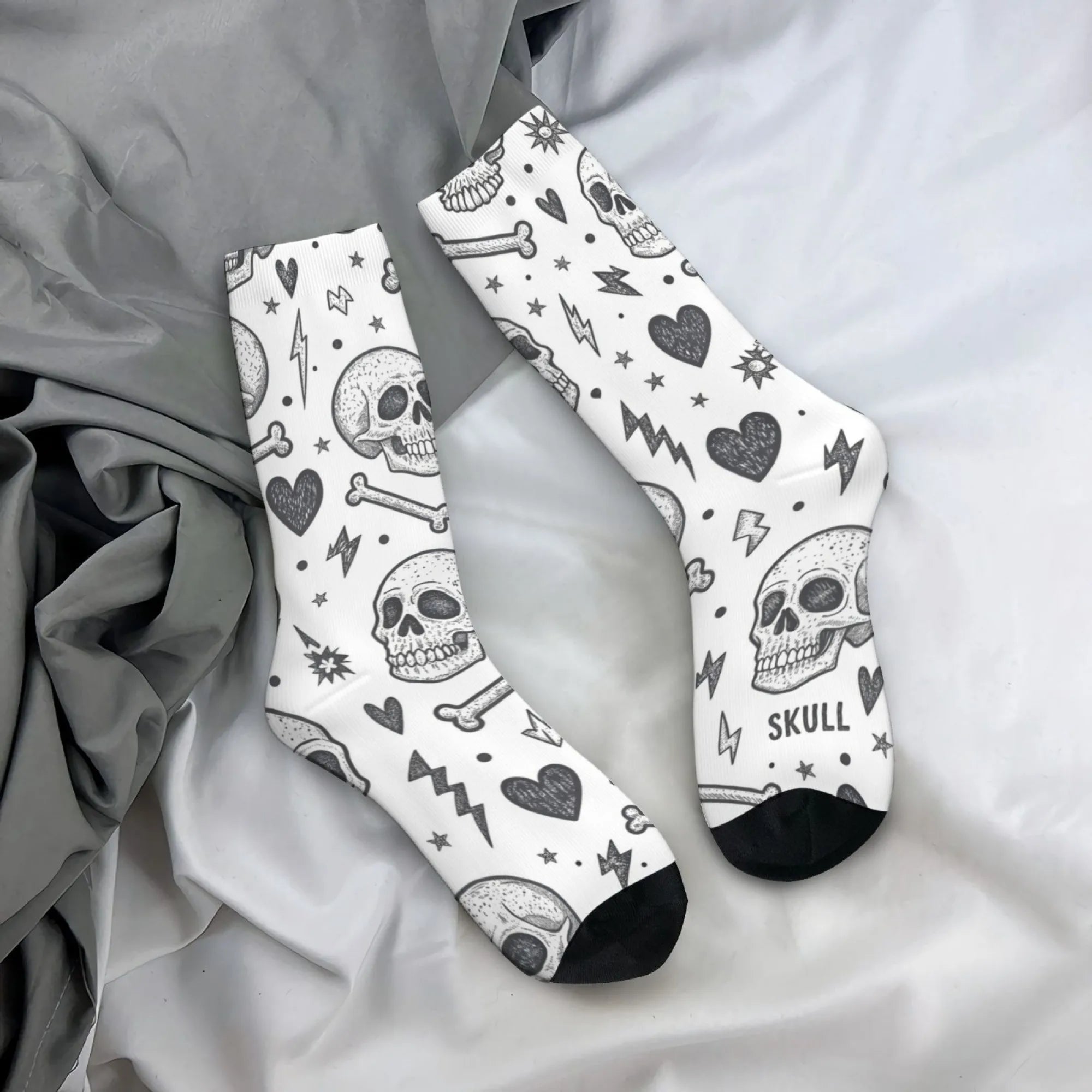 Black White Punk Skull Hand-drawn Crew Socks, Gothic Graffiti Print Mid-Calf Socks, Trendy Casual Wear for Men Women