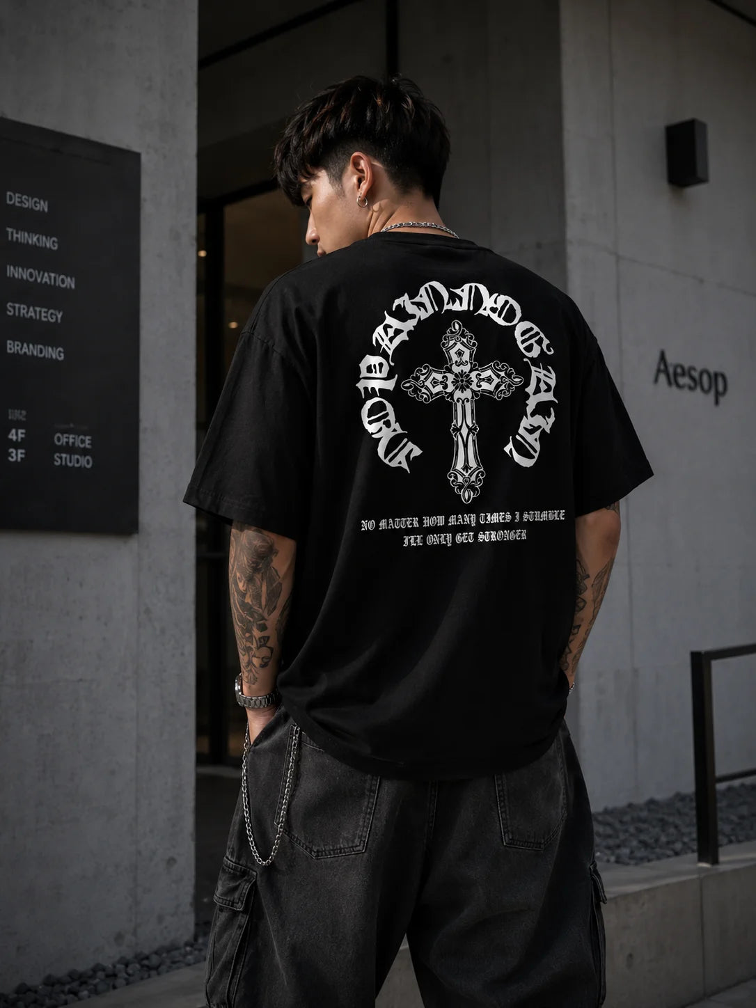 Oversized Vintage Gothic T Shirt Men Streetwear Back Print Cross Graphic Tee Y2K Harajuku Crew Neck Short Sleeve Tops S-XXL